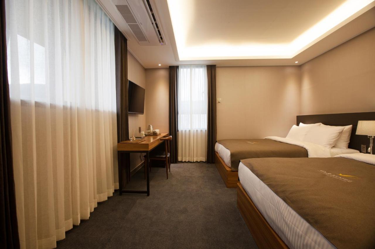 Gnb Hotel Пусан Екстер'єр фото