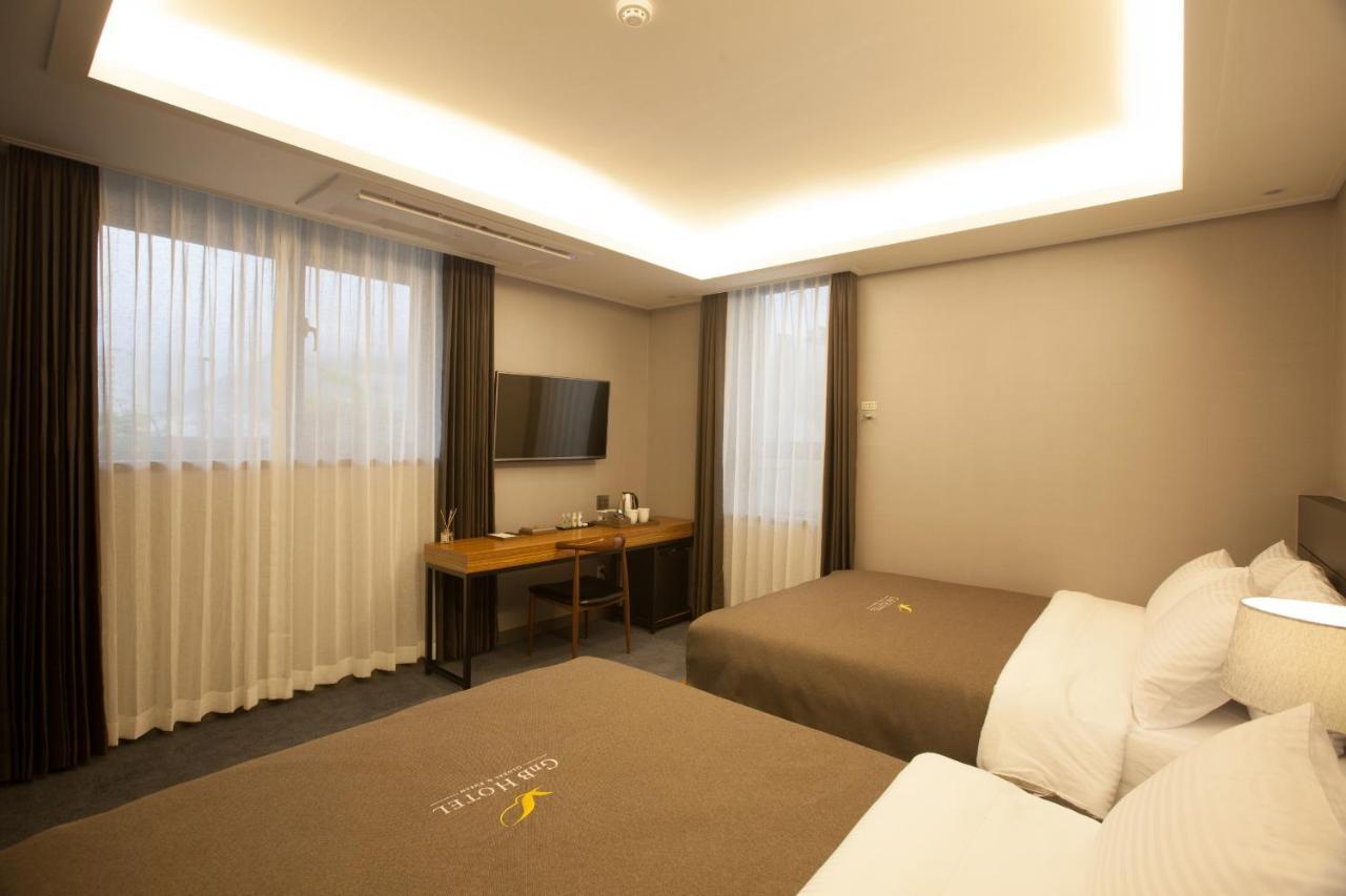 Gnb Hotel Пусан Екстер'єр фото